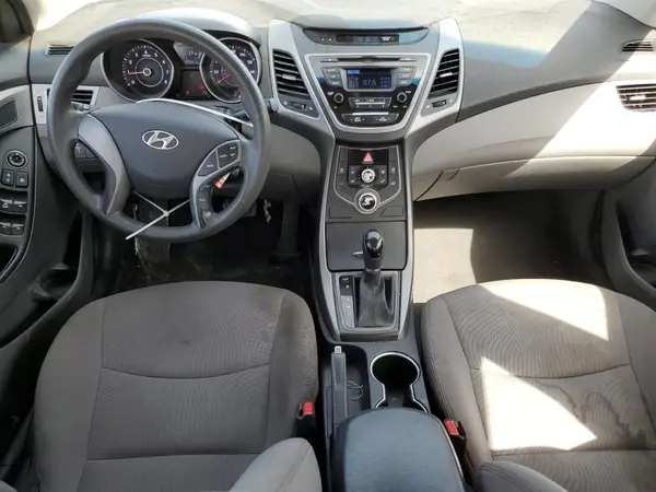 5NPDH4AE2GH752713 2016 HYUNDAI ELANTRA - Image 8