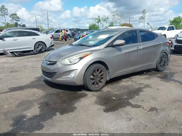5NPDH4AE2GH753800 2016 HYUNDAI ELANTRA - Image 2