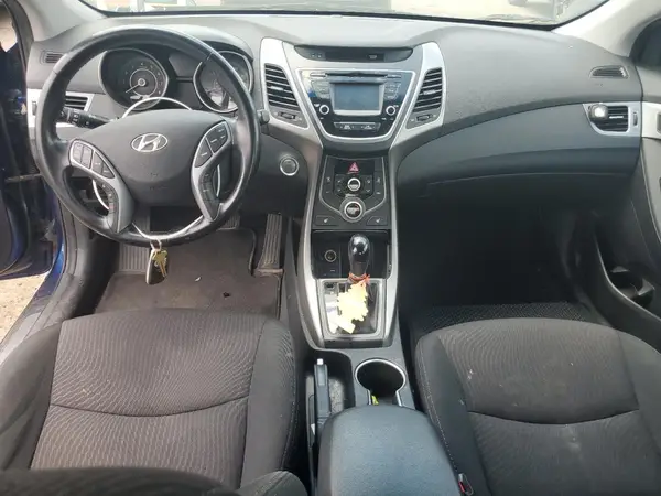 5NPDH4AE2GH754767 2016 HYUNDAI ELANTRA - Image 8
