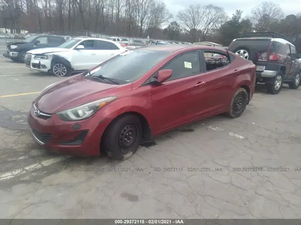 5NPDH4AE2GH758057 2016 HYUNDAI ELANTRA - Image 2