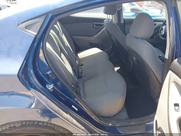 5NPDH4AE2GH758835 2016 HYUNDAI ELANTRA - Image 8
