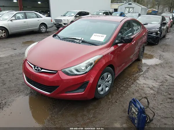 5NPDH4AE2GH759760 2016 HYUNDAI ELANTRA - Image 2
