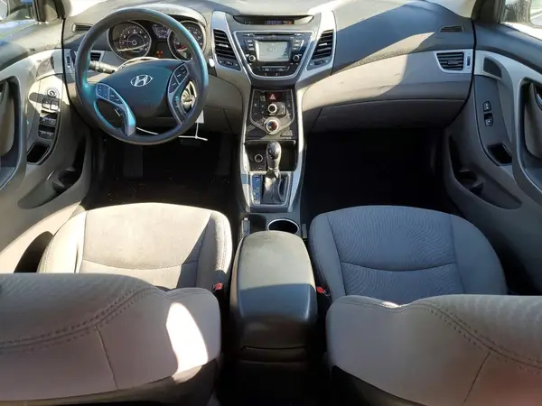 5NPDH4AE2GH762965 2016 HYUNDAI ELANTRA - Image 8