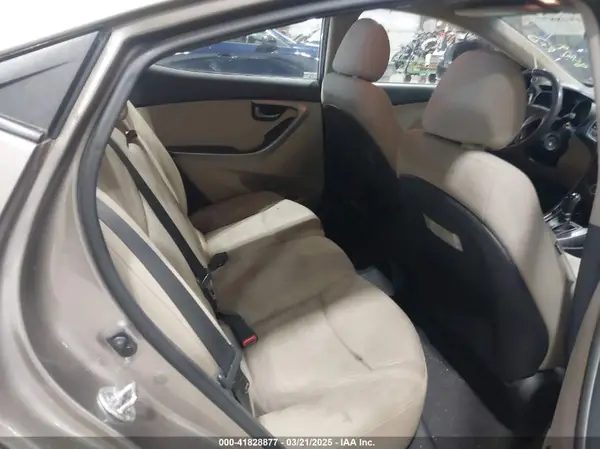 5NPDH4AE2GH763176 2016 HYUNDAI ELANTRA - Image 8