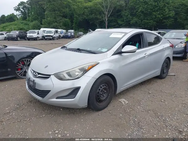 5NPDH4AE2GH763422 2016 HYUNDAI ELANTRA - Image 2