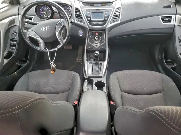 5NPDH4AE2GH764344 2016 HYUNDAI ELANTRA - Image 8