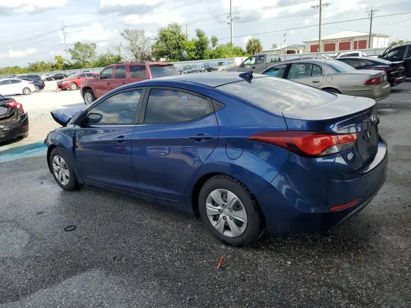 5NPDH4AE2GH767910 2016 HYUNDAI ELANTRA - Image 2