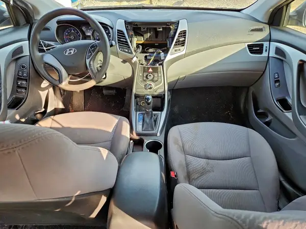 5NPDH4AE2GH768457 2016 HYUNDAI ELANTRA - Image 8