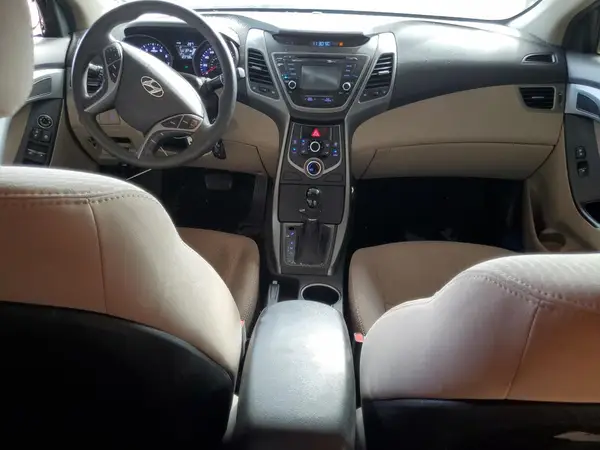5NPDH4AE2GH770242 2016 HYUNDAI ELANTRA - Image 8