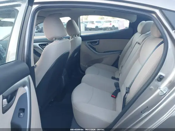 5NPDH4AE2GH771925 2016 HYUNDAI ELANTRA - Image 8