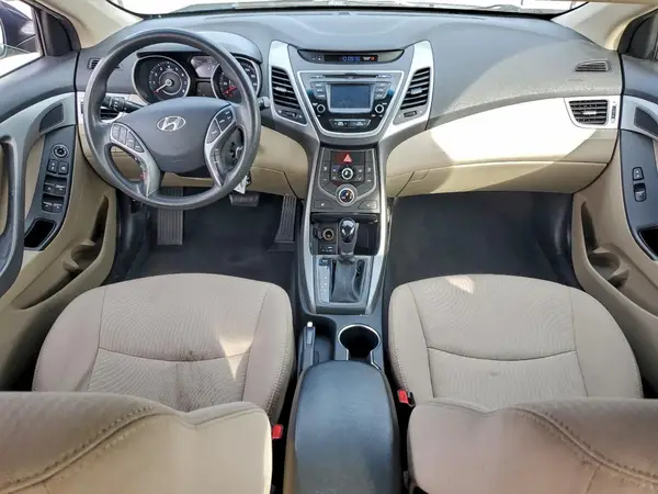 5NPDH4AE2GH772654 2016 HYUNDAI ELANTRA - Image 8