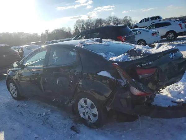 5NPDH4AE2GH772685 2016 HYUNDAI ELANTRA - Image 2