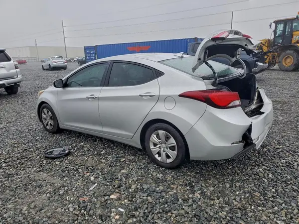 5NPDH4AE2GH772900 2016 HYUNDAI ELANTRA - Image 2
