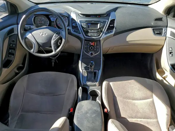 5NPDH4AE2GH773268 2016 HYUNDAI ELANTRA - Image 8