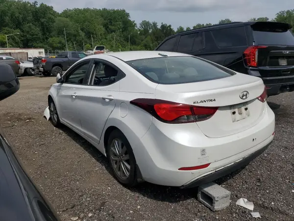 5NPDH4AE2GH773562 2016 HYUNDAI ELANTRA - Image 2