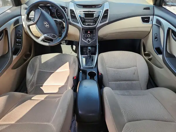 5NPDH4AE2GH774033 2016 HYUNDAI ELANTRA - Image 8