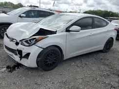 5NPDH4AE2GH774551 2016 HYUNDAI ELANTRA