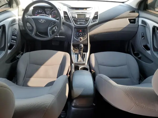 5NPDH4AE2GH774971 2016 HYUNDAI ELANTRA - Image 8