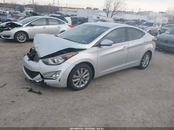 5NPDH4AE2GH775411 2016 HYUNDAI ELANTRA - Image 2