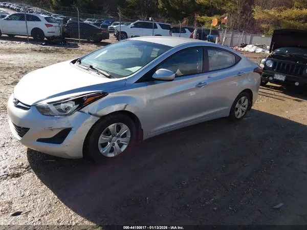 5NPDH4AE2GH776462 2016 HYUNDAI ELANTRA - Image 2