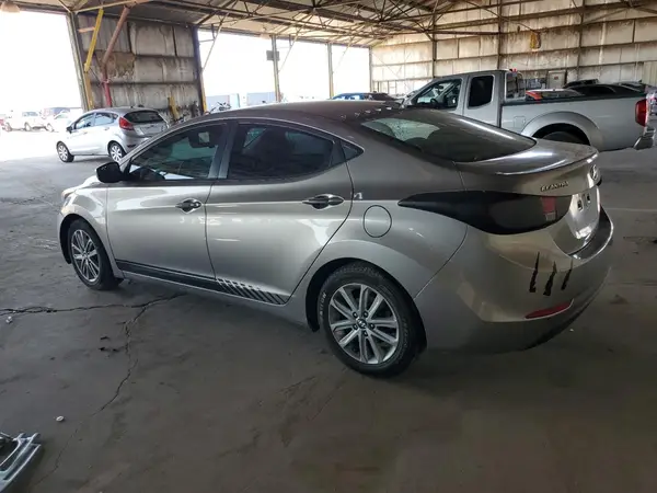 5NPDH4AE2GH778051 2016 HYUNDAI ELANTRA - Image 2