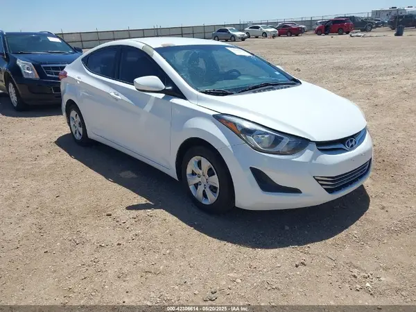 5NPDH4AE2GH780060 2016 HYUNDAI ELANTRA - Image 1