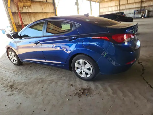 5NPDH4AE2GH780446 2016 HYUNDAI ELANTRA - Image 2