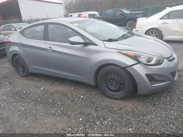 5NPDH4AE2GH780706 2016 HYUNDAI ELANTRA - Image 1