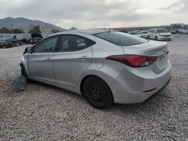 5NPDH4AE2GH782097 2016 HYUNDAI ELANTRA - Image 2