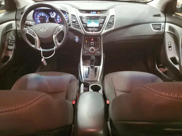 5NPDH4AE2GH783010 2016 HYUNDAI ELANTRA - Image 8