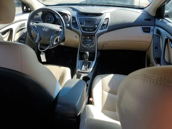 5NPDH4AE2GH783766 2016 HYUNDAI ELANTRA - Image 8