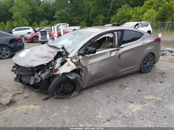 5NPDH4AE2GH784545 2016 HYUNDAI ELANTRA - Image 2