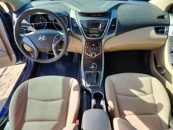 5NPDH4AE2GH789437 2016 HYUNDAI ELANTRA - Image 8