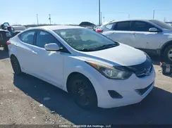 5NPDH4AE2GH792032 2016 HYUNDAI ELANTRA