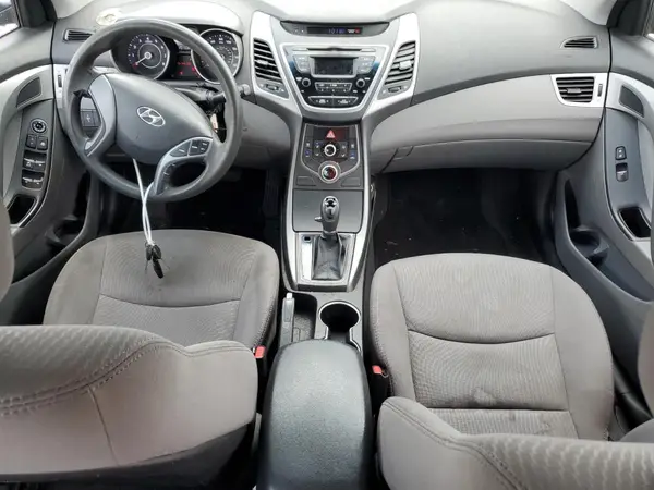 5NPDH4AE2GH792757 2016 HYUNDAI ELANTRA - Image 8