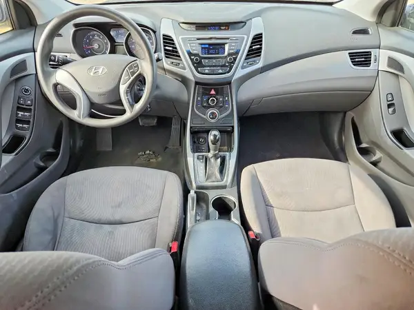 5NPDH4AE2GH793424 2016 HYUNDAI ELANTRA - Image 8