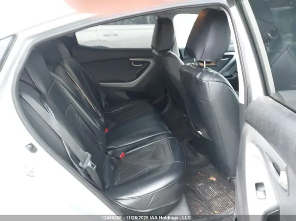5NPDH4AE2GH794086 2016 HYUNDAI ELANTRA - Image 8