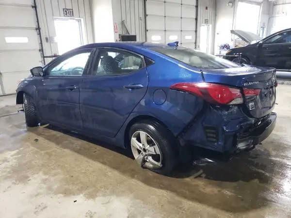 5NPDH4AE2GH795674 2016 HYUNDAI ELANTRA - Image 2
