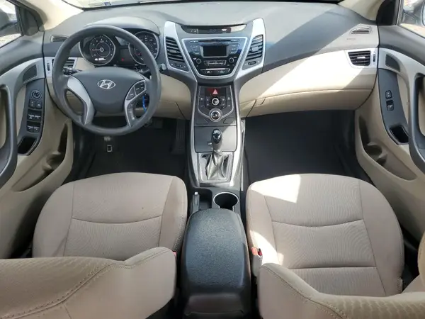 5NPDH4AE2GH795688 2016 HYUNDAI ELANTRA - Image 8