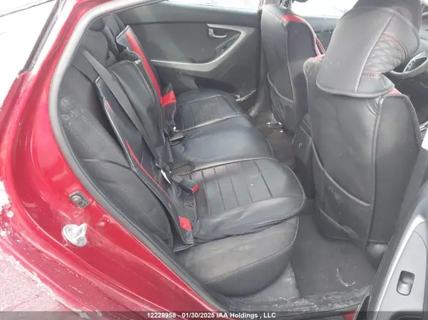 5NPDH4AE2GH798963 2016 HYUNDAI ELANTRA - Image 8