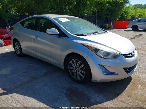 5NPDH4AE3GH653060 2016 HYUNDAI ELANTRA - Image 1
