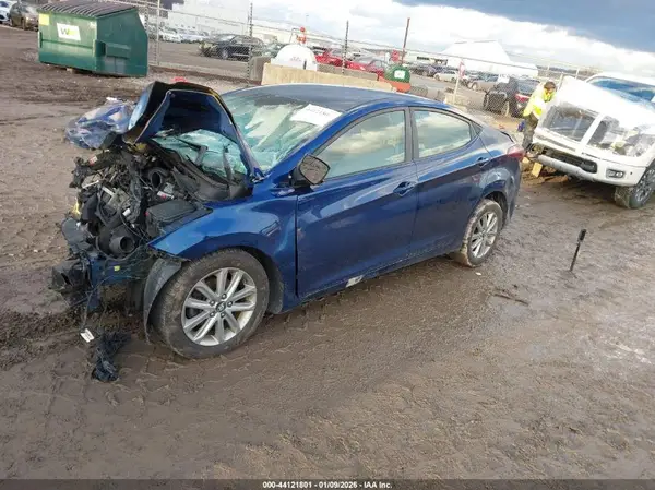 5NPDH4AE3GH655097 2016 HYUNDAI ELANTRA - Image 2