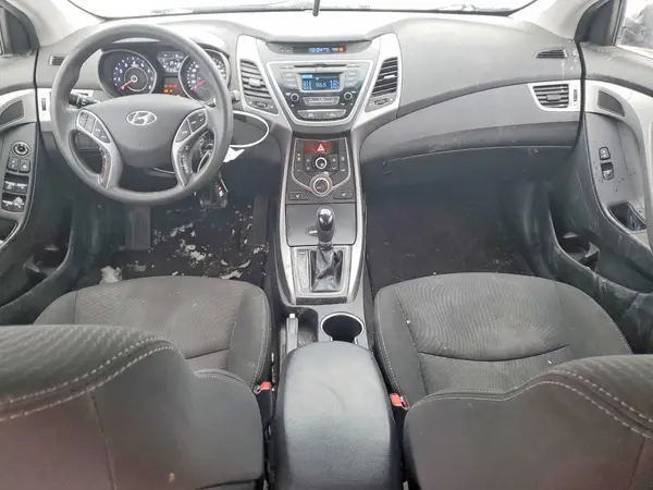 5NPDH4AE3GH657402 2016 HYUNDAI ELANTRA - Image 8
