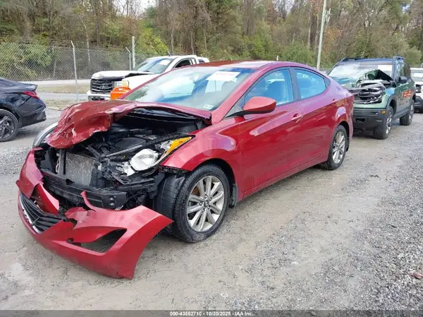 5NPDH4AE3GH657609 2016 HYUNDAI ELANTRA - Image 2