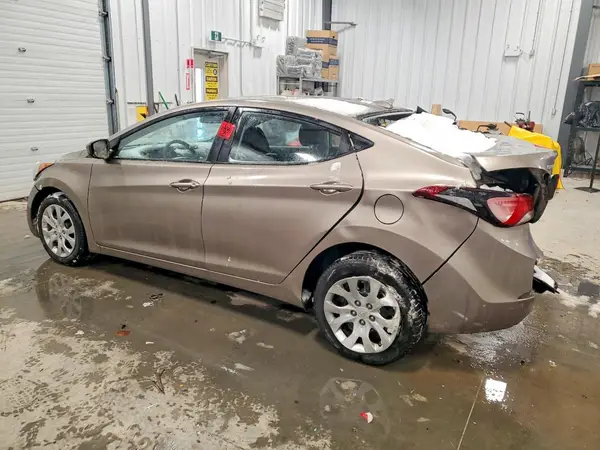 5NPDH4AE3GH658484 2016 HYUNDAI ELANTRA - Image 2