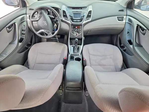5NPDH4AE3GH659666 2016 HYUNDAI ELANTRA - Image 8