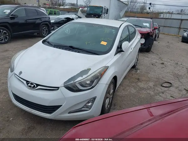5NPDH4AE3GH659960 2016 HYUNDAI ELANTRA - Image 2
