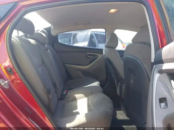 5NPDH4AE3GH660106 2016 HYUNDAI ELANTRA - Image 8