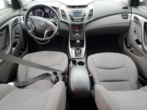 5NPDH4AE3GH662101 2016 HYUNDAI ELANTRA - Image 8