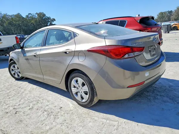 5NPDH4AE3GH663121 2016 HYUNDAI ELANTRA - Image 2
